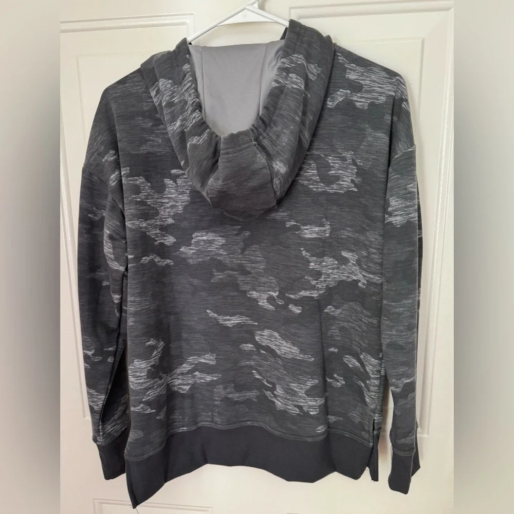Athletic Works camo sweatshirt XS - Picture 2 of 7